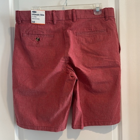 Old Navy Ultimate Slim built in flex red shorts size 32 - Picture 8 of 11